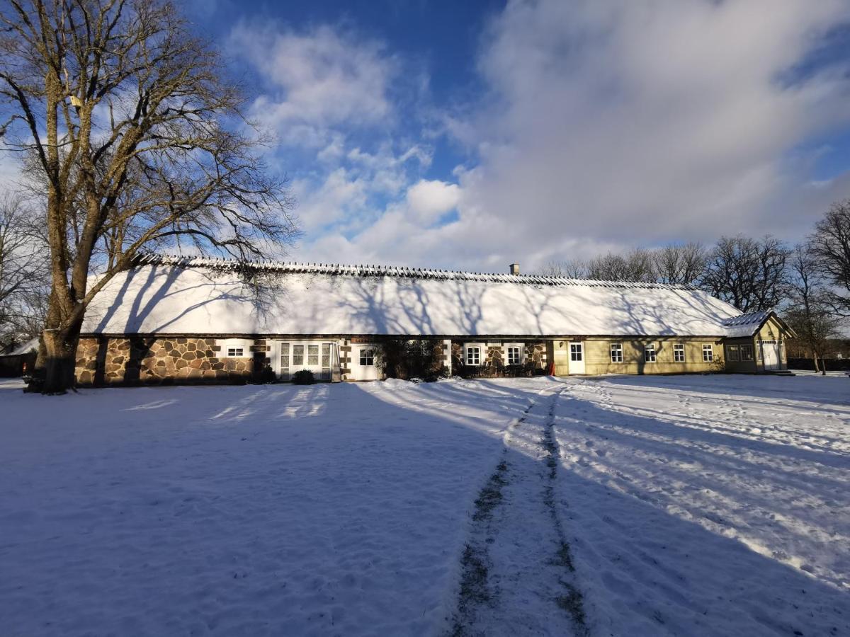 Vanatoa Taluhotell Koguva Exterior photo