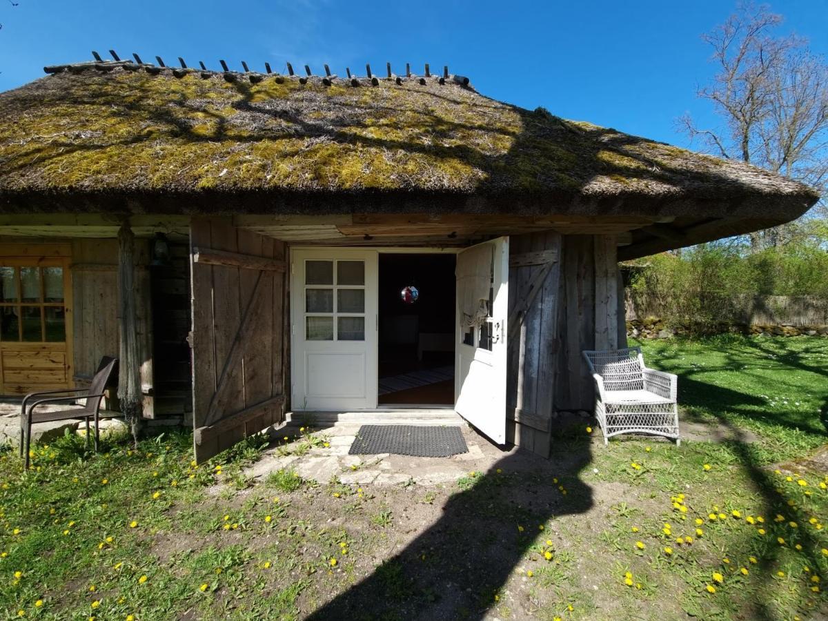 Vanatoa Taluhotell Koguva Exterior photo