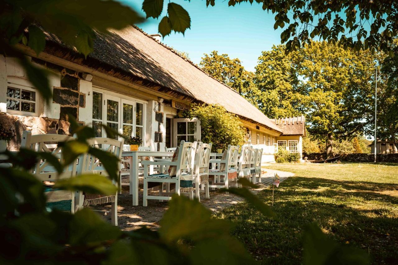 Vanatoa Taluhotell Koguva Exterior photo